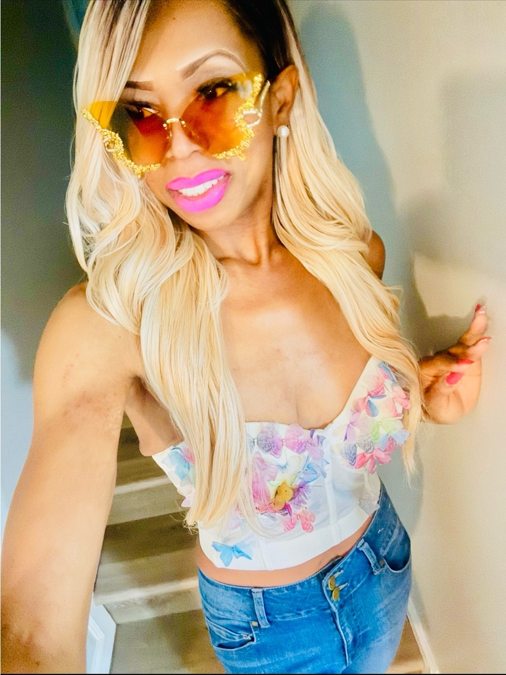 You Give me Butterflies 🦋 Top - Picture 8 of 12